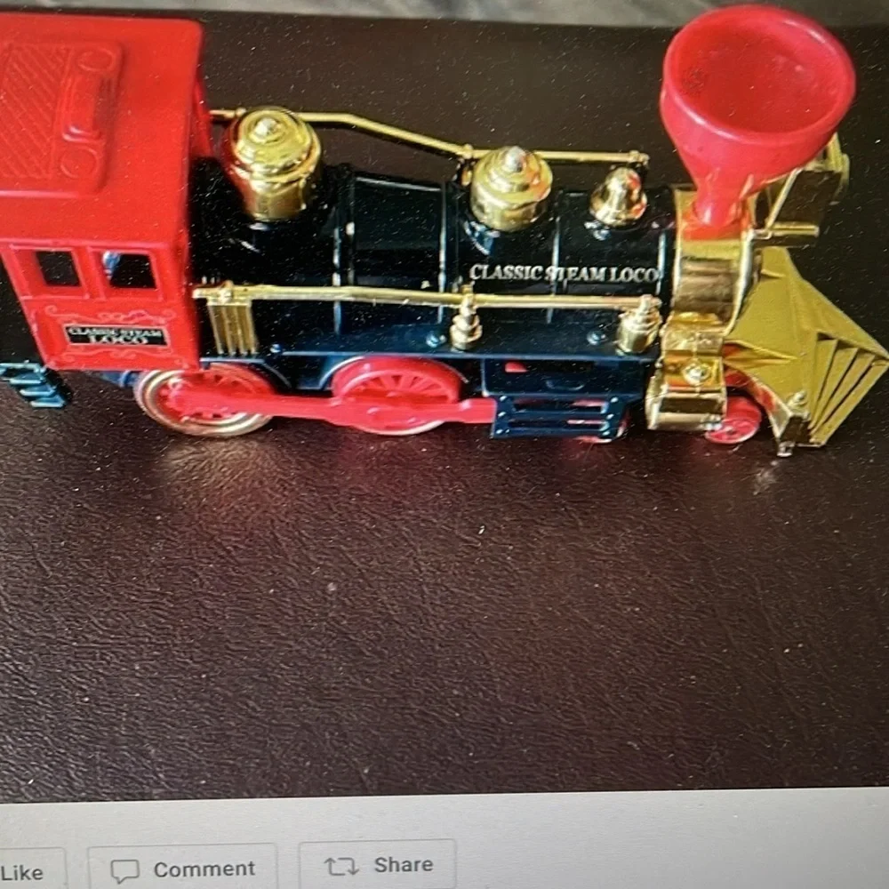 Classic Steam Loco Pull Back Train